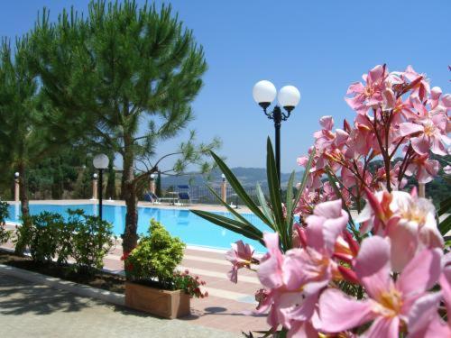 Hotel Ambasciatori Calitri ภายนอก รูปภาพ