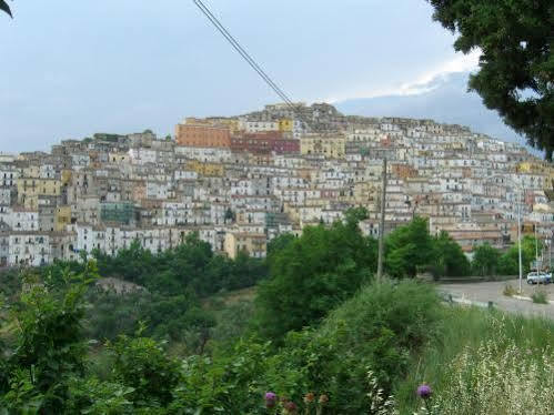 Hotel Ambasciatori Calitri ภายนอก รูปภาพ